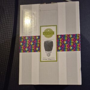 Scentsy Glitter Magenta Party Warmer